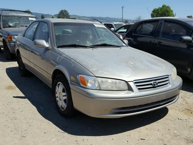 JT2BF28K7Y0247254-2000-toyota-camry-0