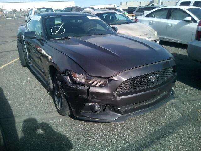 1FA6P8AM2F5311856-2015-ford-mustang-0