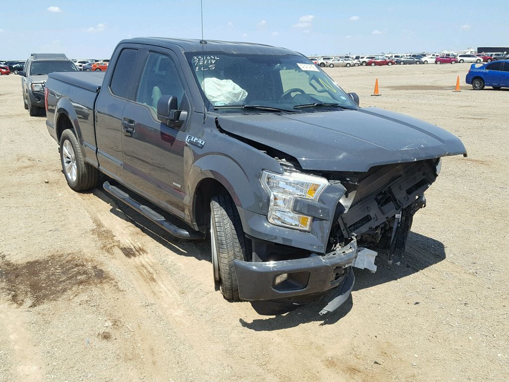 1FTEX1CP3GKE43287-2016-ford-f150-0