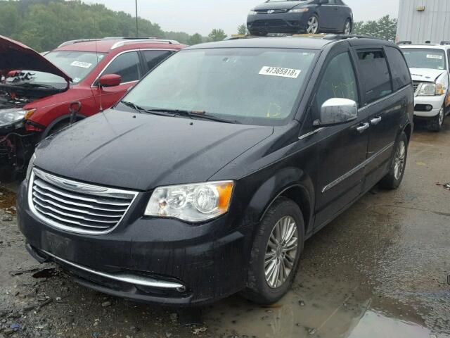 2C4RC1CG6DR616262-2013-chrysler-town-and-cou-0