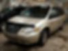 2C8GP64L75R350318-2005-chrysler-minivan-1