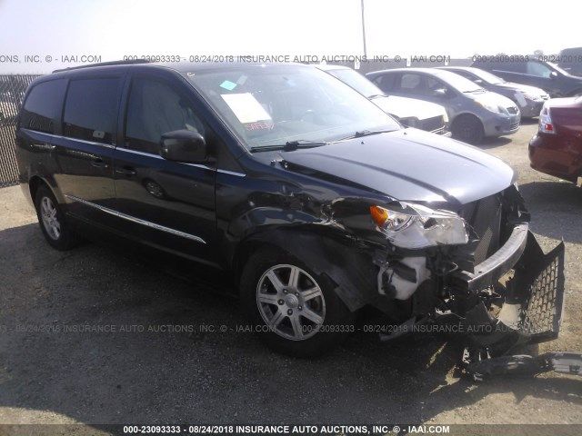 2C4RC1BG9DR594680-2013-chrysler-town-and-country-0