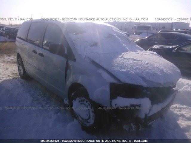 2A8HR44H48R618660-2008-chrysler-town-and-country-0