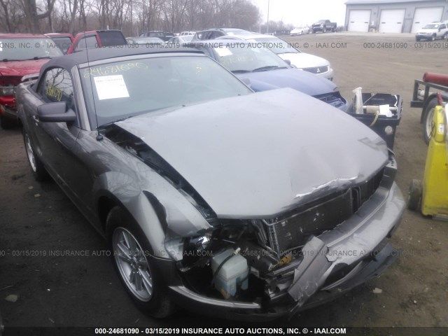 1ZVFT84N255235058-2005-ford-mustang-0