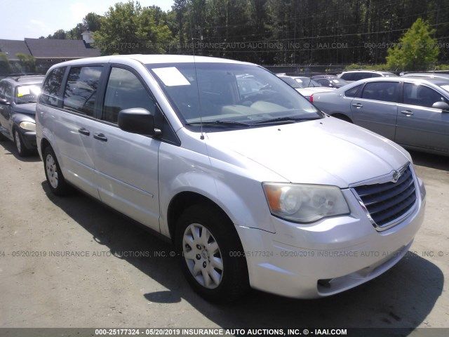 2A8HR44H88R128464-2008-chrysler-town-and-country-0