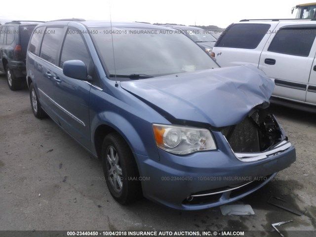2C4RC1BG7CR210393-2012-chrysler-town-and-country-0