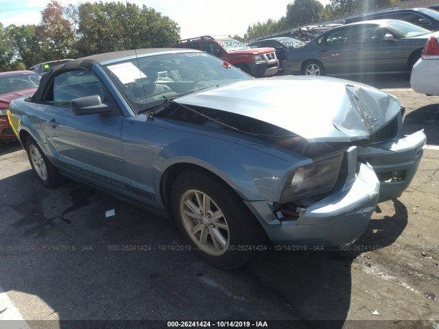 1ZVFT84N975323561-2007-ford-mustang-0