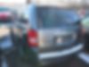 2A4RR8DX0AR330810-2010-chrysler-town-and-country-2