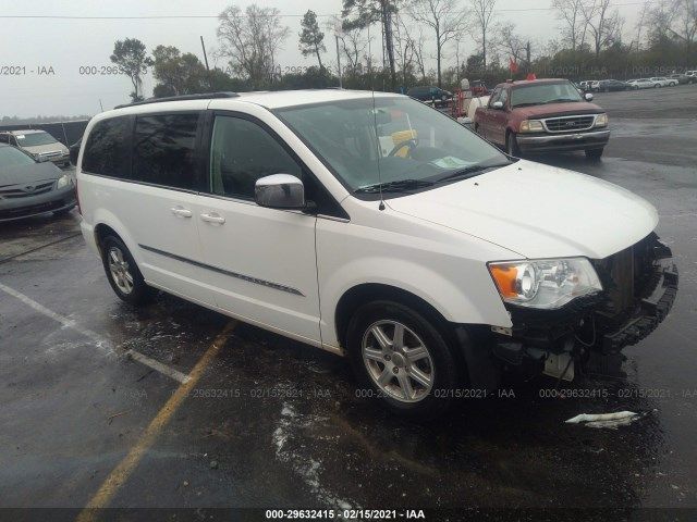 2C4RC1CG1CR144051-2012-chrysler-town-and-country-0