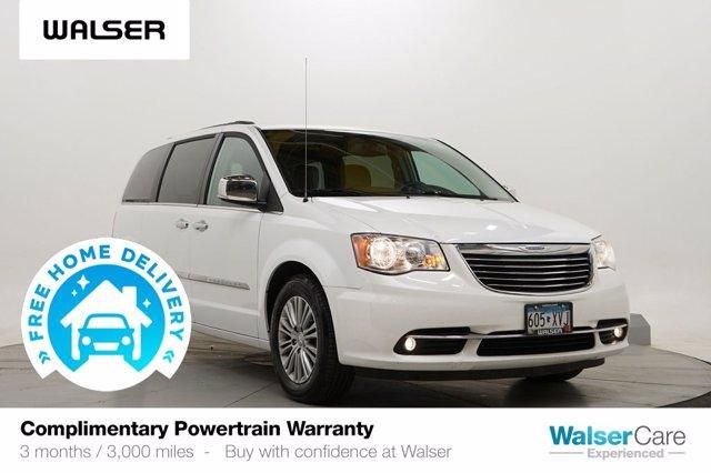 2C4RC1CG0ER417922-2014-chrysler-town-and-country-0