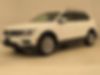 3VV3B7AX4JM074405-2018-volkswagen-tiguan-2