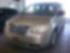 2A8HR44E09R623054-2009-chrysler-town-and-country-0