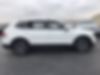 3VV2B7AXXJM032252-2018-volkswagen-tiguan-1