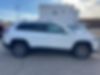 1C4PJMLB4KD305125-2019-jeep-cherokee-1