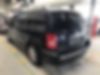 2A4RR7DX1AR422423-2010-chrysler-town-and-country-1
