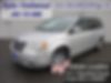 2A8HR54PX8R676110-2008-chrysler-town-and-country-0