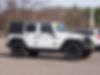 1C4BJWDG4FL700773-2015-jeep-wrangler-unlimited-2