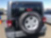 1C4BJWDG4JL890941-2018-jeep-wrangler-jk-2