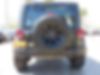 1C4BJWDG2GL111058-2016-jeep-wrangler-unlimited-2
