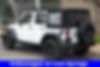 1C4BJWDG6HL532542-2017-jeep-wrangler-unlimited-2