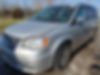 2A4RR8DG7BR612637-2011-chrysler-town-and-country-0