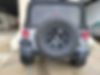 1C4BJWDG9HL630660-2017-jeep-wrangler-2