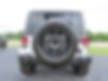 1C4BJWDG5HL742131-2017-jeep-wrangler-unlimited-2