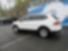 3VV2B7AX4JM095427-2018-volkswagen-tiguan-2