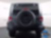 1C4BJWDG2JL851359-2018-jeep-wrangler-2