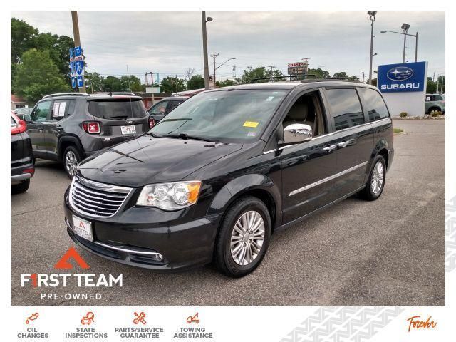 2C4RC1CG4FR627182-2015-chrysler-town-and-country-0