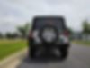 1C4BJWDG2FL561193-2015-jeep-wrangler-unlimited-2
