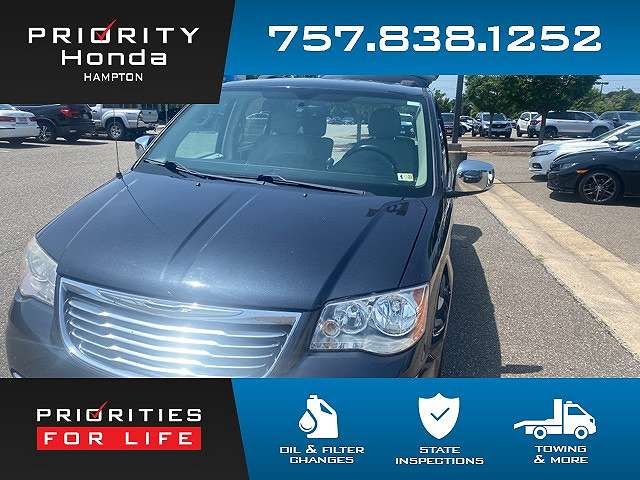 2C4RC1CG1DR616105-2013-chrysler-town-and-country-0