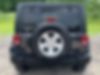 1C4BJWDG0GL230601-2016-jeep-wrangler-unlimited-2