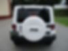 1C4BJWDG0HL502906-2017-jeep-wrangler-unlimited-2