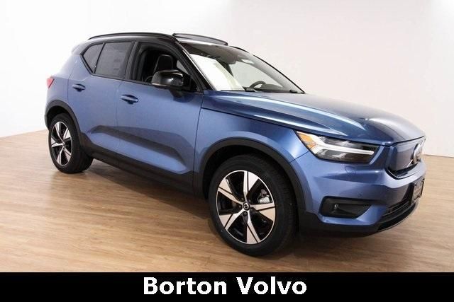 YV4ED3UR9M2579078-2021-volvo-xc40-recharge-pure-electric-0