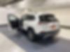 1C4PJMDN8KD180557-2019-jeep-cherokee-2