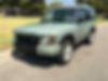 SALTY19454A853388-2004-land-rover-discovery-0