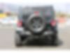 1C4BJWDG1HL520475-2017-jeep-wrangler-unlimited-2