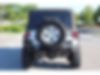 1C4BJWDG0HL733109-2017-jeep-wrangler-unlimited-2