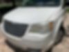 2A8HR44E39R571936-2009-chrysler-town-and-country-1