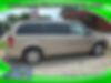 2A8HR54139R585239-2009-chrysler-town-and-country-0