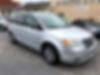 2A8HR64XX8R764922-2008-chrysler-town-and-country-2