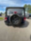 1C4BJWDG2DL527039-2013-jeep-wrangler-unlimited-2