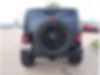 1C4BJWDG1HL550351-2017-jeep-wrangler-2