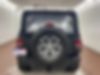 1C4BJWDG0FL680151-2015-jeep-wrangler-unlimited-2