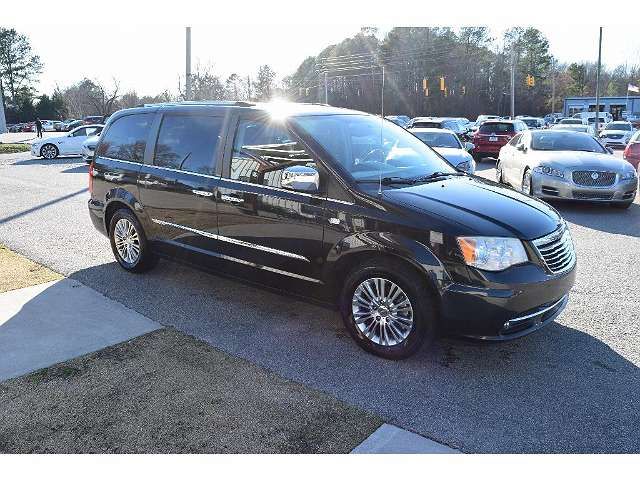 2C4RC1CGXER229103-2014-chrysler-town-and-country-0