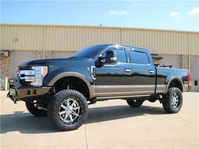 1FT7W2BT0HEE18010-2017-ford-f-250
