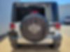 1C4HJWEG7HL621576-2017-jeep-wrangler-2