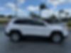 1C4PJMCB5JD502223-2018-jeep-cherokee-2